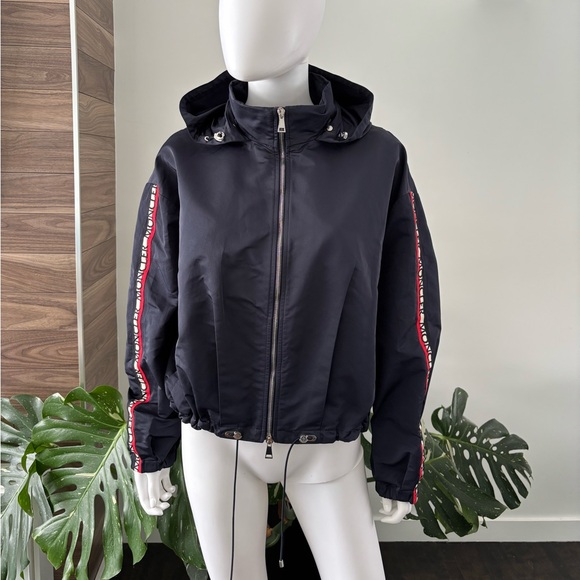Moncler Jacket Crop Zirconite Hooded Jacket Navy Windbreaker Sz 5 100% Authentic - Picture 4 of 16